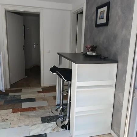 Moderne In Ruhiger Lage ستولبرغ