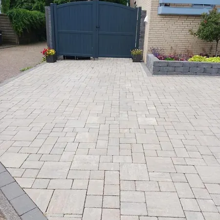 شقة Moderne In Ruhiger Lage ستولبرغ