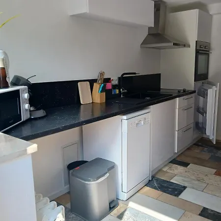 Apartment Moderne In Ruhiger Lage *