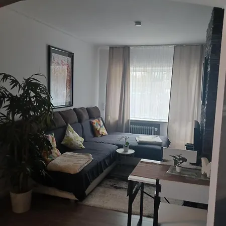 Moderne In Ruhiger Lage Apartment *