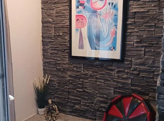 Moderne In Ruhiger Lage *